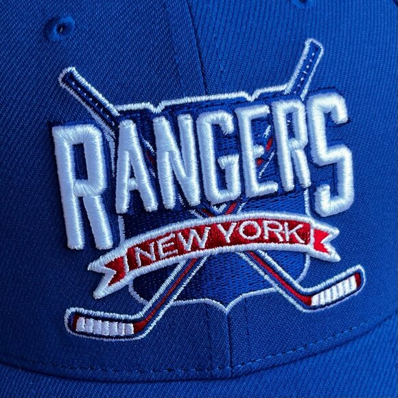 MITCHELL & NESS NEW YORK RANGERS PRO CROWN SNAPBACK HAT Adjustable NEW - Picture 2 of 4